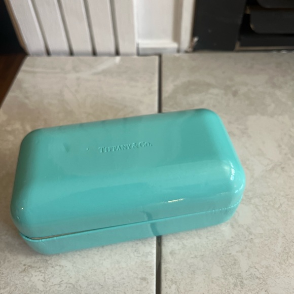 Tiffany & Co. Sunglasses for women - Picture 5 of 5